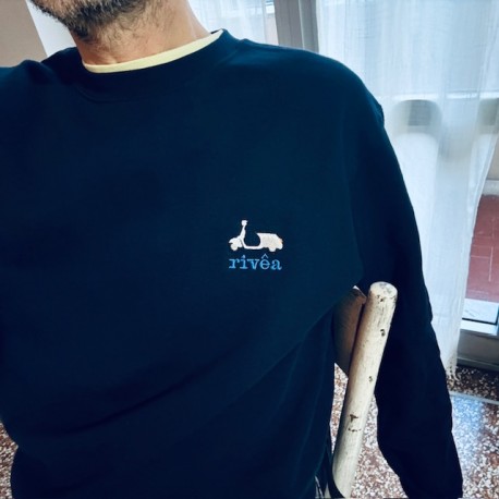 Estate in Riviera Ligure col la vespa in genovese.